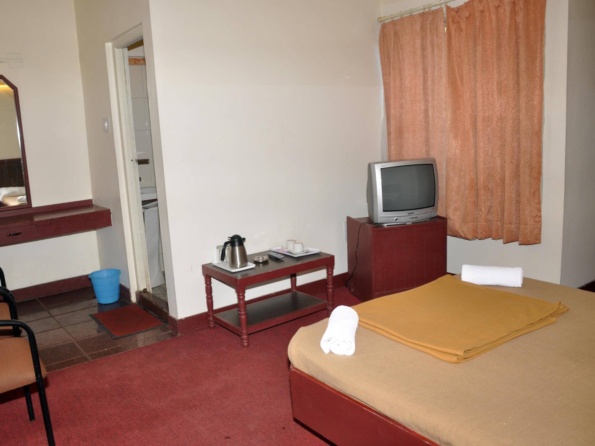 Hotel Blue Hills International Ooty Extérieur photo