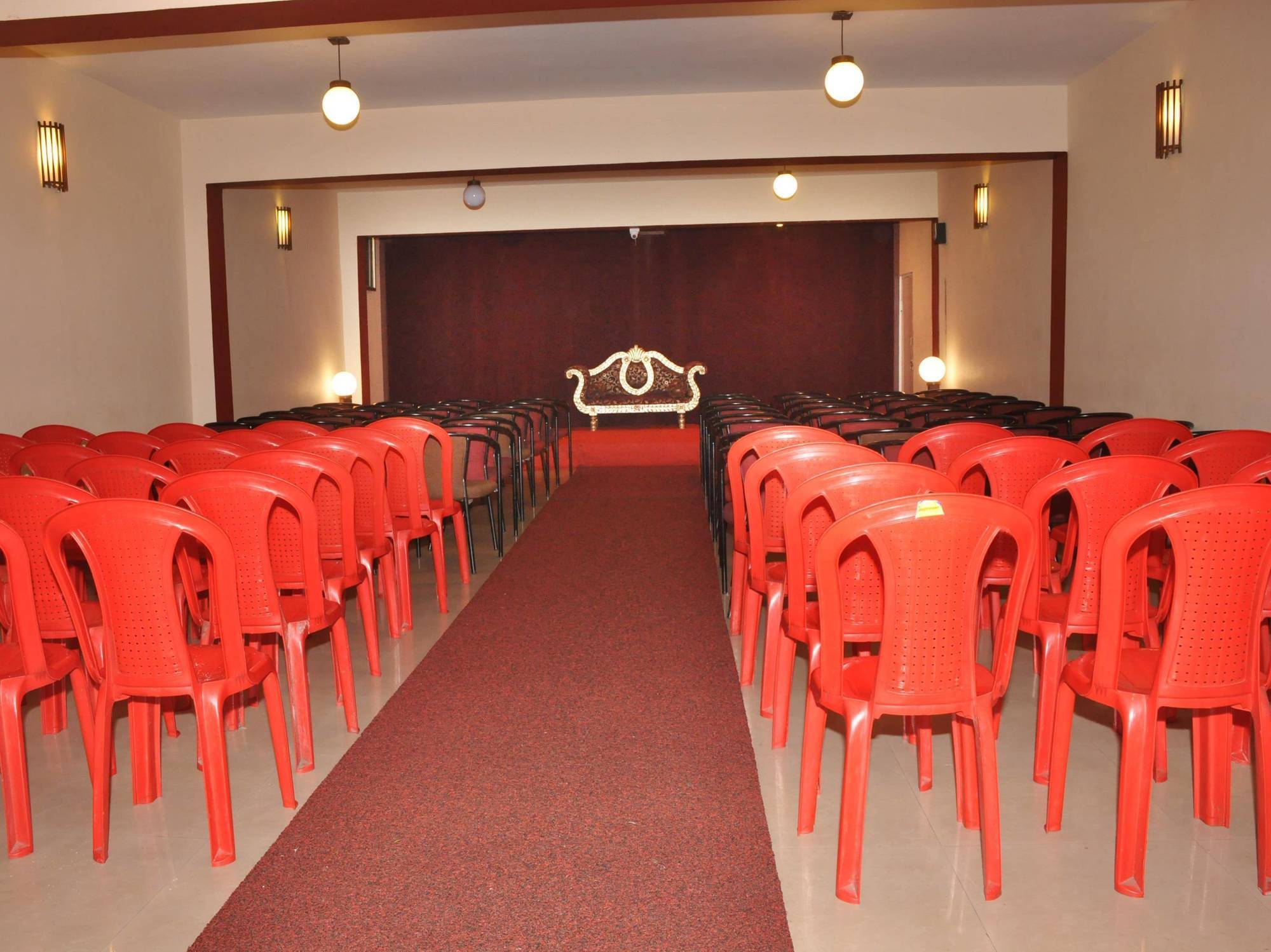 Hotel Blue Hills International Ooty Extérieur photo