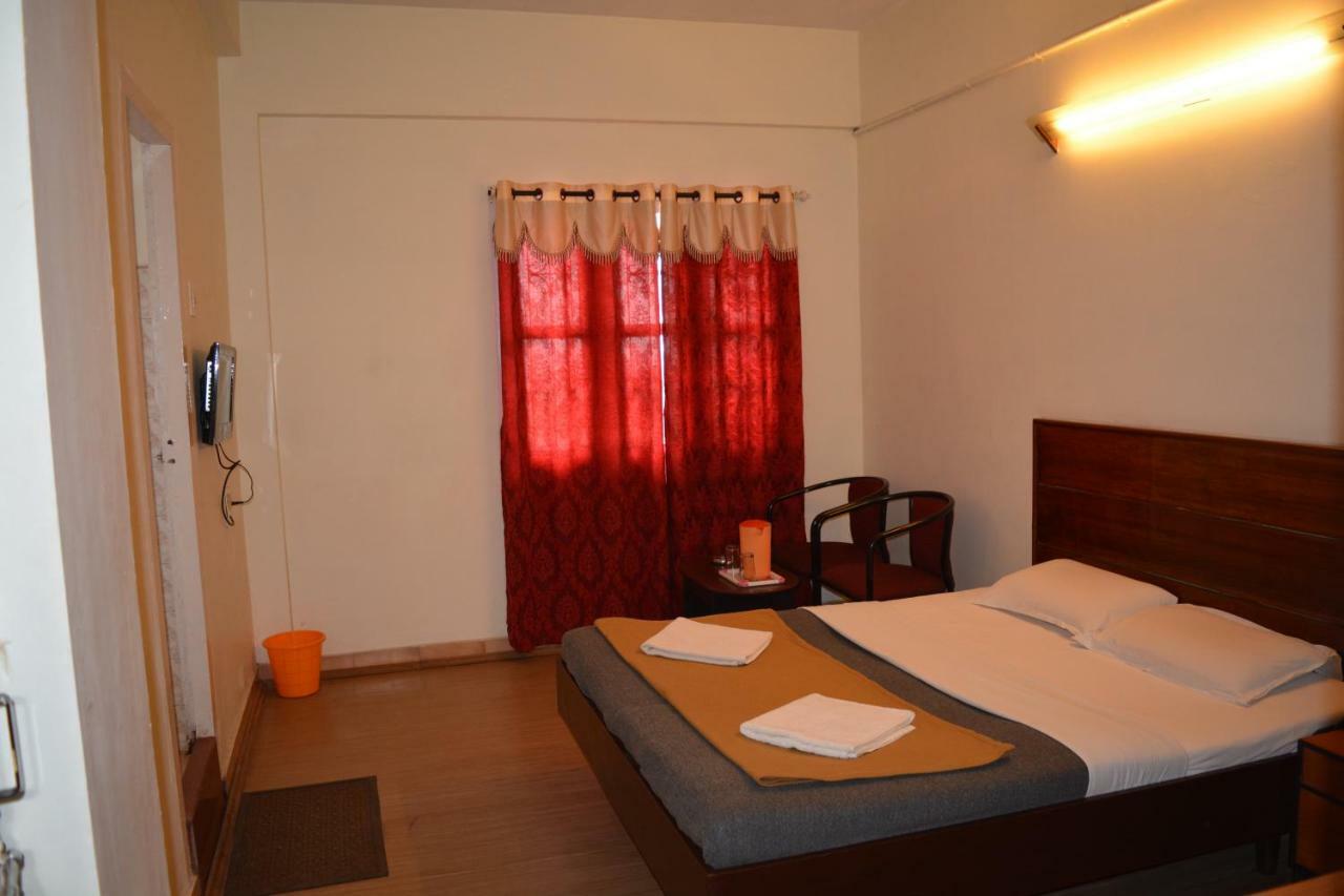 Hotel Blue Hills International Ooty Extérieur photo